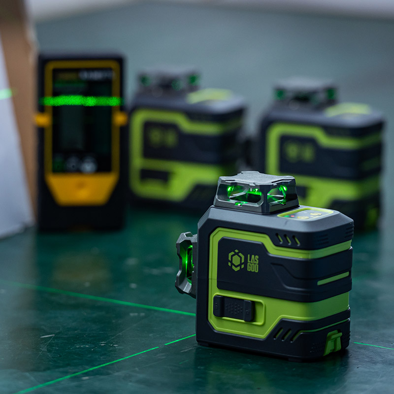 مستوى ليزر أخضر أفقي ورأسي